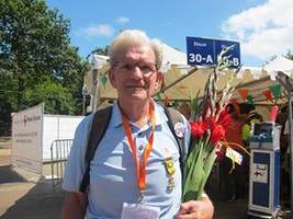 Oud-burgemeester Tijme Bouwers voltooit 25e Vierdaagse.
