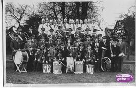 Zoekplaatje: wie kent deze mensen van muziekvereniging 'De Eendracht', Aalten?
