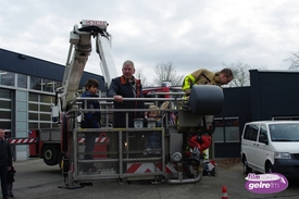 Auto's wassen en open dag Brandweer Aalten voor Serious Request