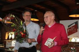 Yke Ruessink (oud-Aaltenaar) en Nico Hoffer winnaar Beste Boek Achterhoek en Liemers