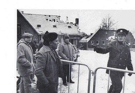 Oplossing zoekplaatje: brand in complex Groot Deunk, 1982.