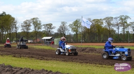 Spektakel aan de Roelendijk, Gazonmaaierrace