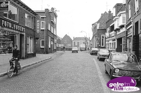 Oplossing zoekplaatje: Bredevoortsestraatweg met fotozaak van de familie Hubers