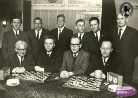 Zoekplaatje: Wie kent de leden van de Damclub Aalten?