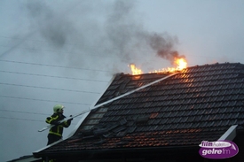Uitslaande brand in voormalig Jongerencentrum  i varca in Lintelo