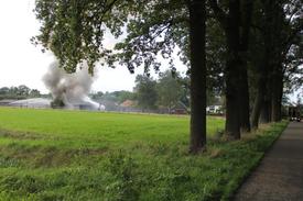 Brand in voorraadschuur aan de Tolhuisweg in Bredevoort.