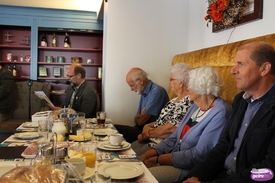 Nationale Voorleeslunch met wethouder Rijks en dominee Hinkamp