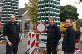 Bouw krattenpoort reunie i'Varca in volle gang