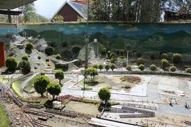 Na afbraak modelspoor-panorama Aalten hopelijk in 2017 weer opbouw van een nieuwe spoorbaan.