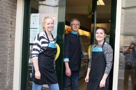 Jan Graven stopt met zijn groente- en fruitzaak aan de Kerkstraat in Aalten.