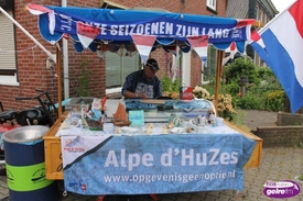 Bertus ten Harkel verkoopt haringen voor Go4Life