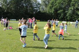 Veel sfeer en mooi weer tijdens Kinderspelen Volksfeest Bredevoort