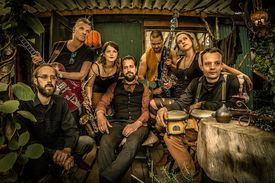 Terra Volta speelt op het Laat Najaar Vroeg winter Feest