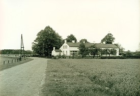 Oplossing zoekplaatje: Christelijke Nationale School IJzerlo.