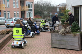 Senioren project It Scoot to be here weer naar school