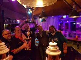 Dartlegendes nemen de Hofnar in Aalten over