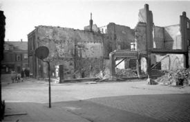 Theo J. Rougour geeft lezing over bombardementen Doetinchem